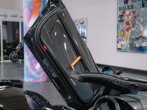 Used 2021 Lamborghini Aventador SVJ image 12