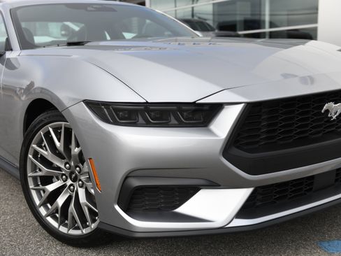 New 2026 Ford Mustang Premium image 12