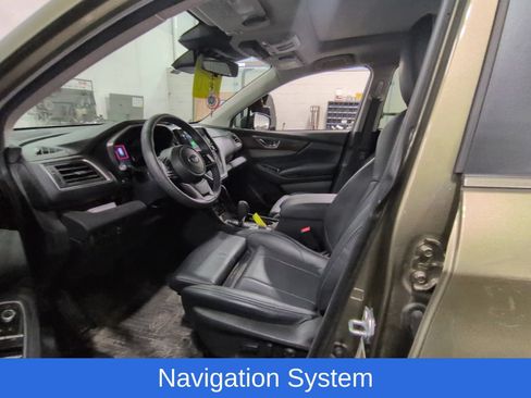 Used 2025 Subaru Ascent Touring w/ Popular Package #2 AWD/4WD image 3