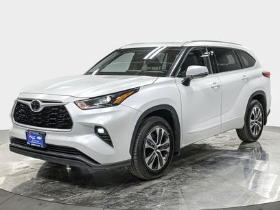 Used 2022 Toyota Highlander XLE