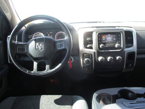 Used 2015 RAM 1500 Big Horn AWD/4WD image 9