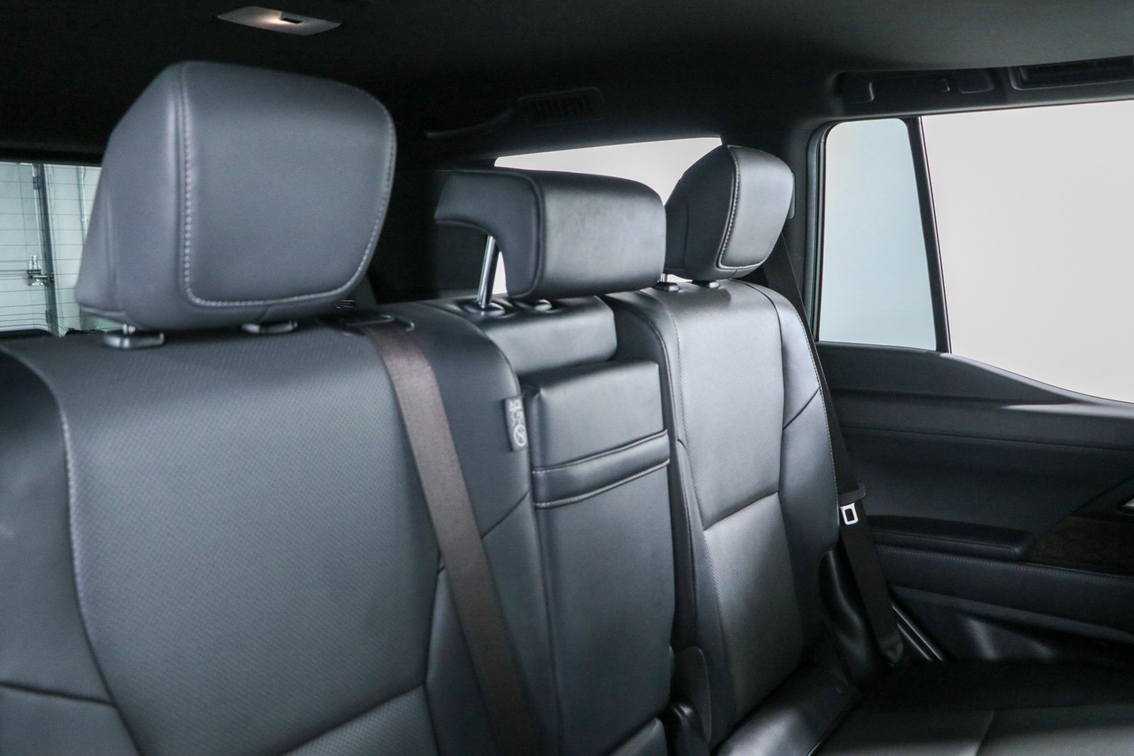 Used 2025 Lexus GX 550 w/ Accessory Package (2T) AWD/4WD image 30