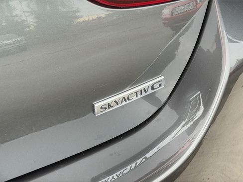 Used 2024 MAZDA MAZDA3 s FWD image 33