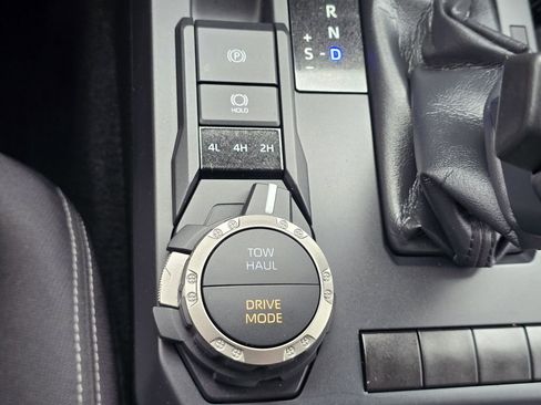 Used 2024 Toyota Tacoma TRD Sport w/ TRD Sport Upgrade Package AWD/4WD image 23