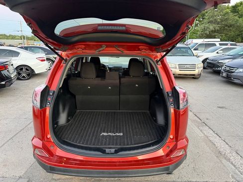 Used 2016 Toyota RAV4 LE FWD image 7