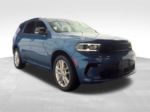 Used 2025 Dodge Durango GT AWD/4WD image 2