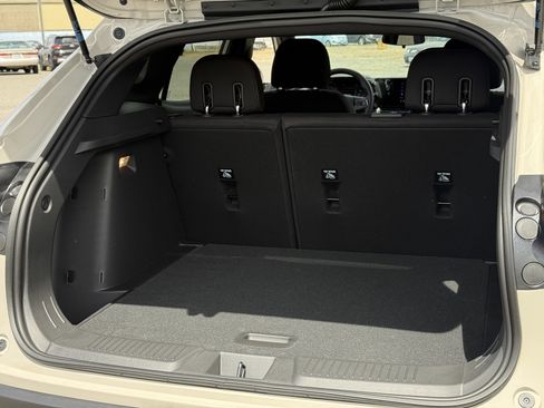 New 2026 Chevrolet Trax RS w/ Driver Confidence Package FWD image 31