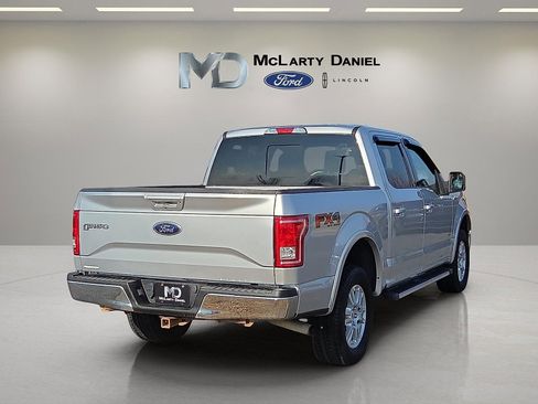Used 2017 Ford F150 Lariat w/ Trailer Tow Package image 5
