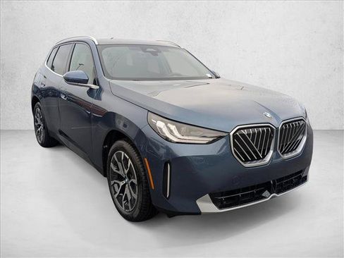 Used 2025 BMW X3 xDrive30i w/ Premium Package AWD/4WD image 6
