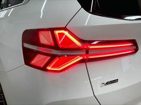 Used 2025 BMW X3 xDrive30i w/ Convenience Package image 31