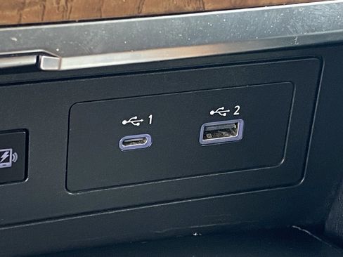 Used 2023 Nissan Armada SL image 24