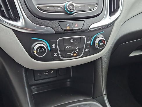 Certified 2024 Chevrolet Equinox LT image 19
