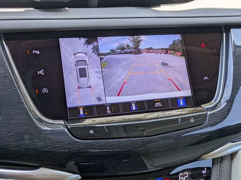 Certified 2024 Cadillac XT6 Premium Luxury w/ Technology Package FWD image 27