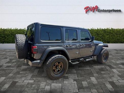 Used 2024 Jeep Wrangler Unlimited Sport AWD/4WD image 10