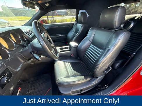 Used 2010 Dodge Challenger R/T RWD image 9