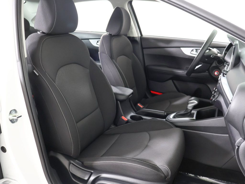 Used 2023 Kia Forte LXS w/ LXS Technology Package FWD image 28