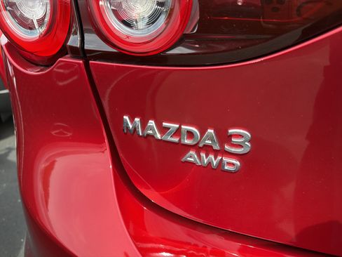 Used 2023 MAZDA MAZDA3 s AWD/4WD image 7