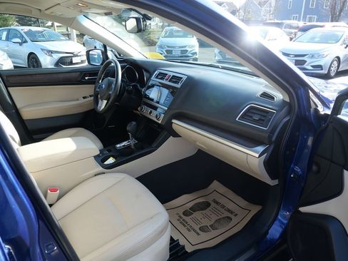 Used 2017 Subaru Outback 2.5i Limited image 14