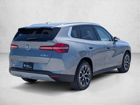 Used 2025 BMW X3 xDrive30 w/ Premium Package AWD/4WD image 2