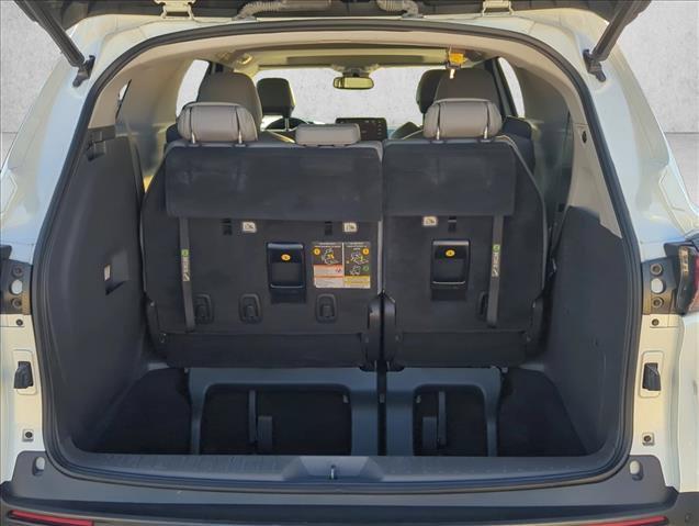 Used 2021 Toyota Sienna XLE AWD/4WD image 22