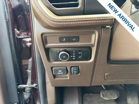 Used 2024 Ford Expedition King Ranch AWD/4WD image 23