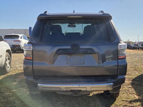 Used 2019 Toyota 4Runner TRD Off-Road Premium image 4
