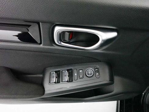 Used 2025 Honda Civic Sport image 11