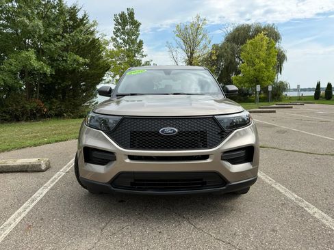 Used 2020 Ford Explorer 4WD Police Interceptor image 2