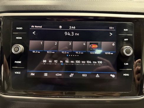 Used 2022 Volkswagen Atlas SEL image 19