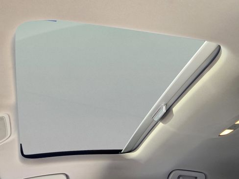 Used 2016 Audi A3 1.8T Premium image 11