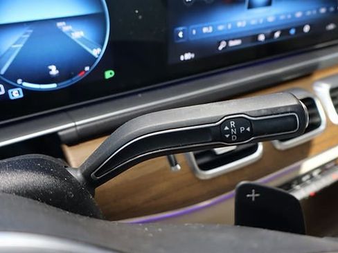 Used 2022 Mercedes-Benz GLE 350 4MATIC image 46