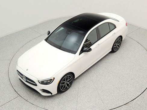 Used 2023 Mercedes-Benz E 350 Sedan image 23