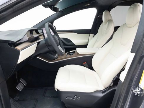 Used 2023 Tesla Model X AWD/4WD image 15