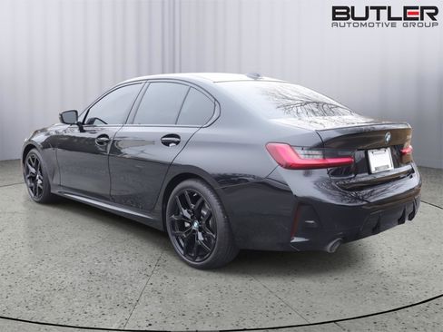 Used 2026 BMW 330i Sedan w/ M Sport Package image 5
