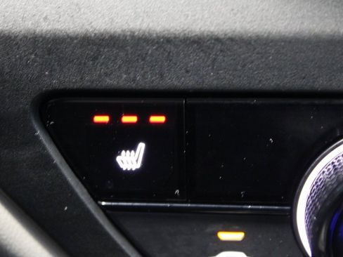 Certified 2023 Honda Accord EX image 33