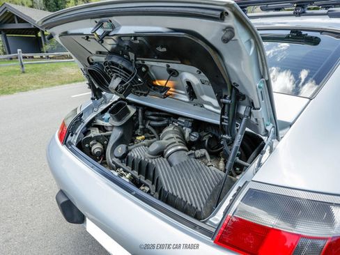 Used 2001 Porsche 911 Carrera 4 AWD/4WD image 18