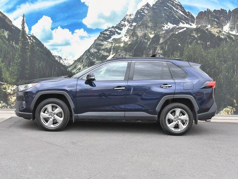 Used 2020 Toyota RAV4 Limited image 7