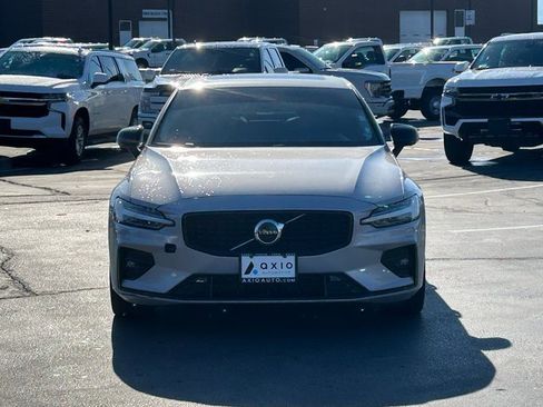 Used 2024 Volvo S60 B5 Plus image 9
