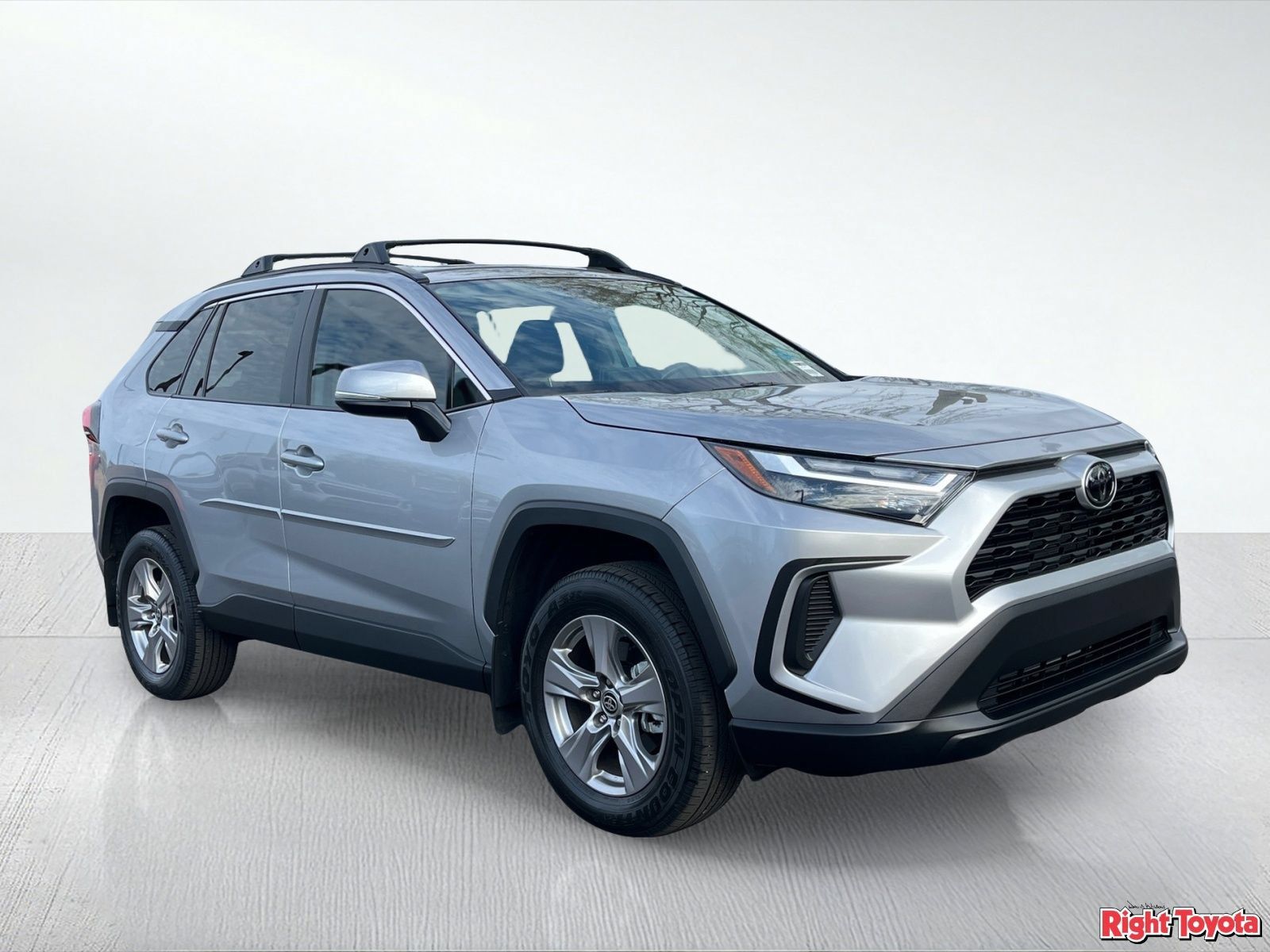 Certified 2024 Toyota RAV4 XLE w/ Convenience Package AWD/4WD image 9