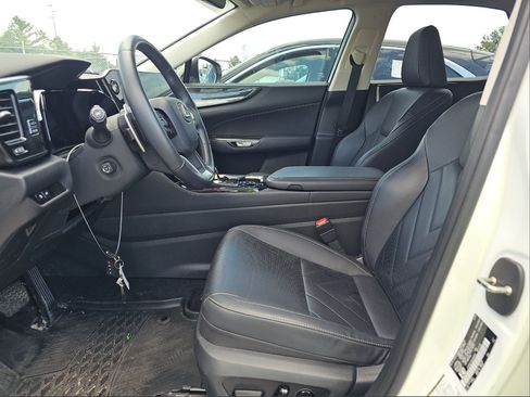 Used 2025 Lexus NX 450h+ AWD w/ Luxury Package image 5