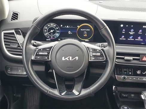Certified 2024 Kia Seltos S image 12