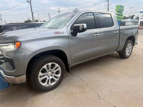 Used 2023 Chevrolet Silverado 1500 LTZ AWD/4WD image 13