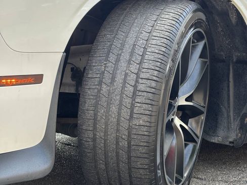 Used 2016 Dodge Challenger R/T Scat Pack RWD image 29