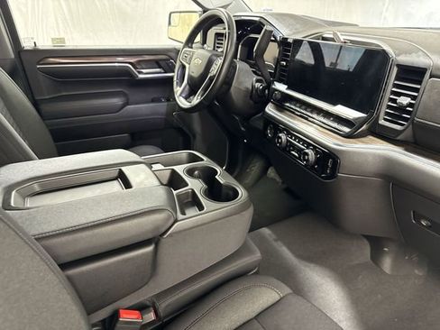 Certified 2023 Chevrolet Silverado 1500 LT image 26