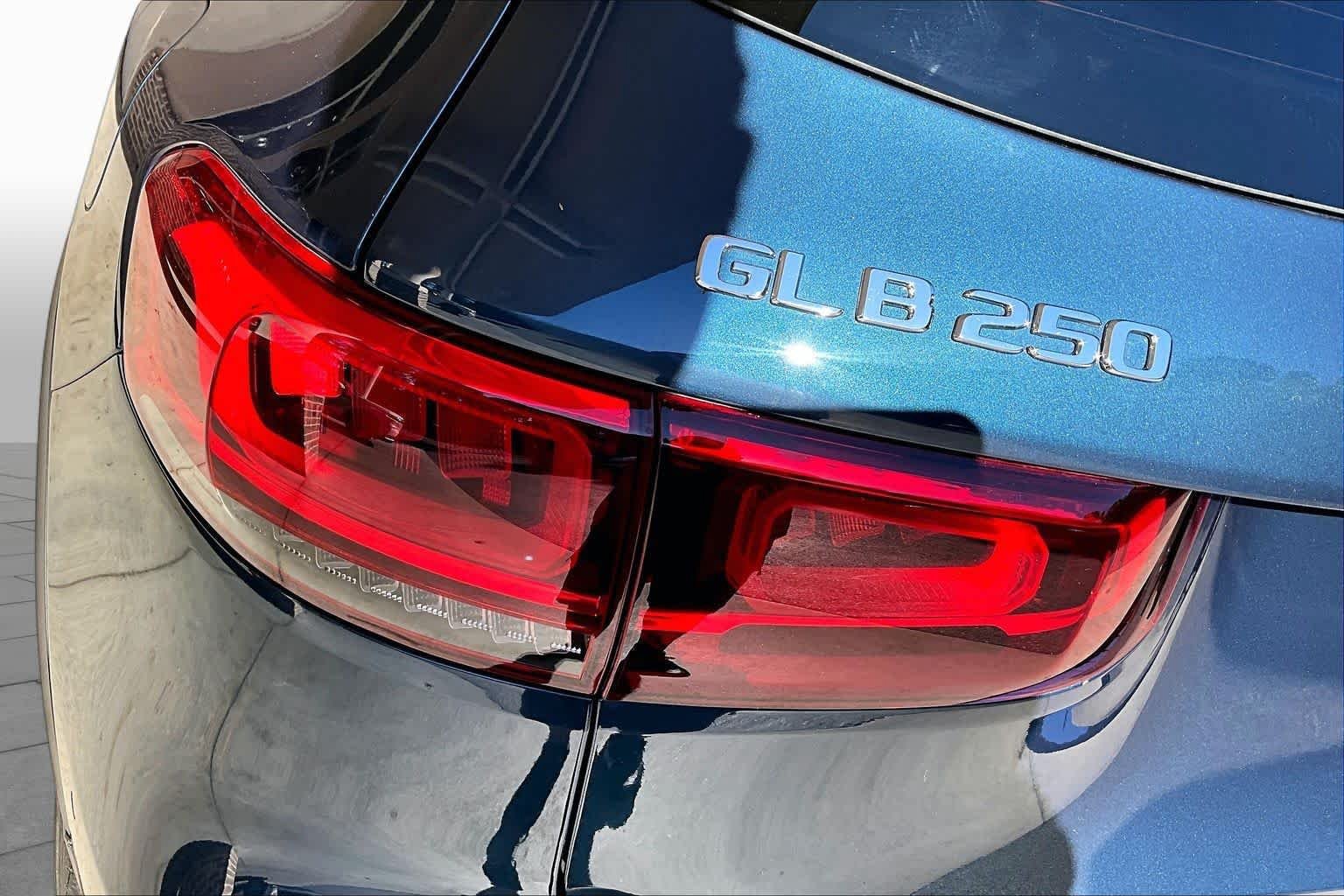 Certified 2021 Mercedes-Benz GLB 250 image 29