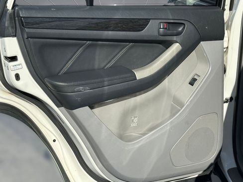 Used 2006 Toyota 4Runner Limited image 23