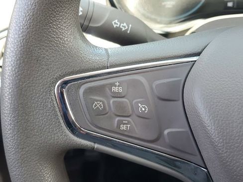 Certified 2018 Chevrolet Cruze LT FWD image 21