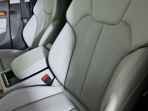 Used 2022 Audi Q5 2.0T Prestige image 22