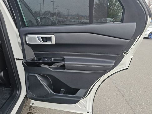Used 2023 Ford Explorer ST w/ Equipment Group 401A image 14