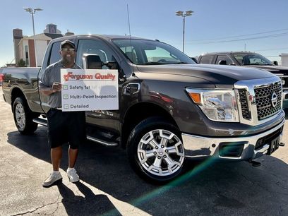 Used 2018 Nissan Titan SV w/ SV Convenience Package